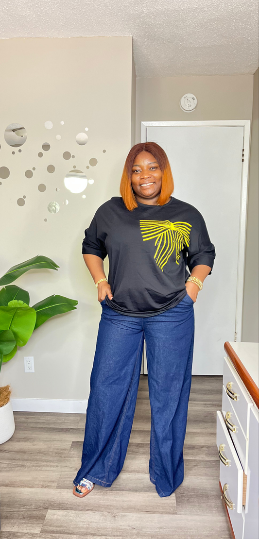 Black top with yellow bow